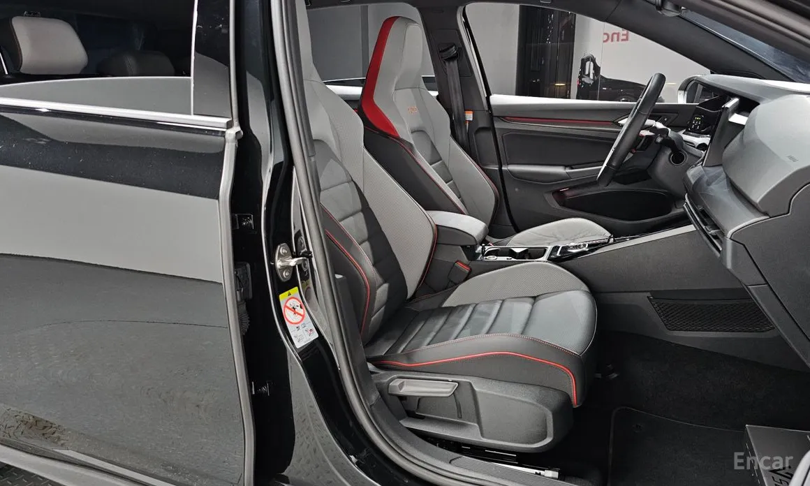 Volkswagen Golf 2022 2.0 GTI