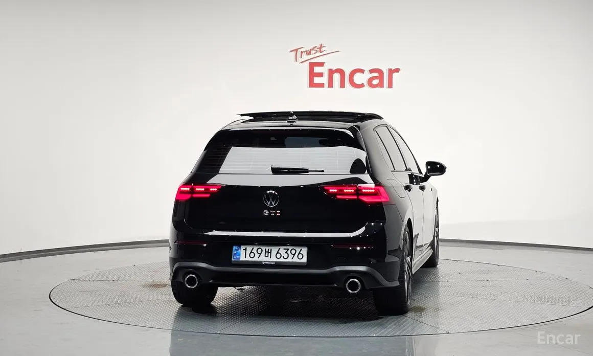 Volkswagen Golf 2022 2.0 GTI