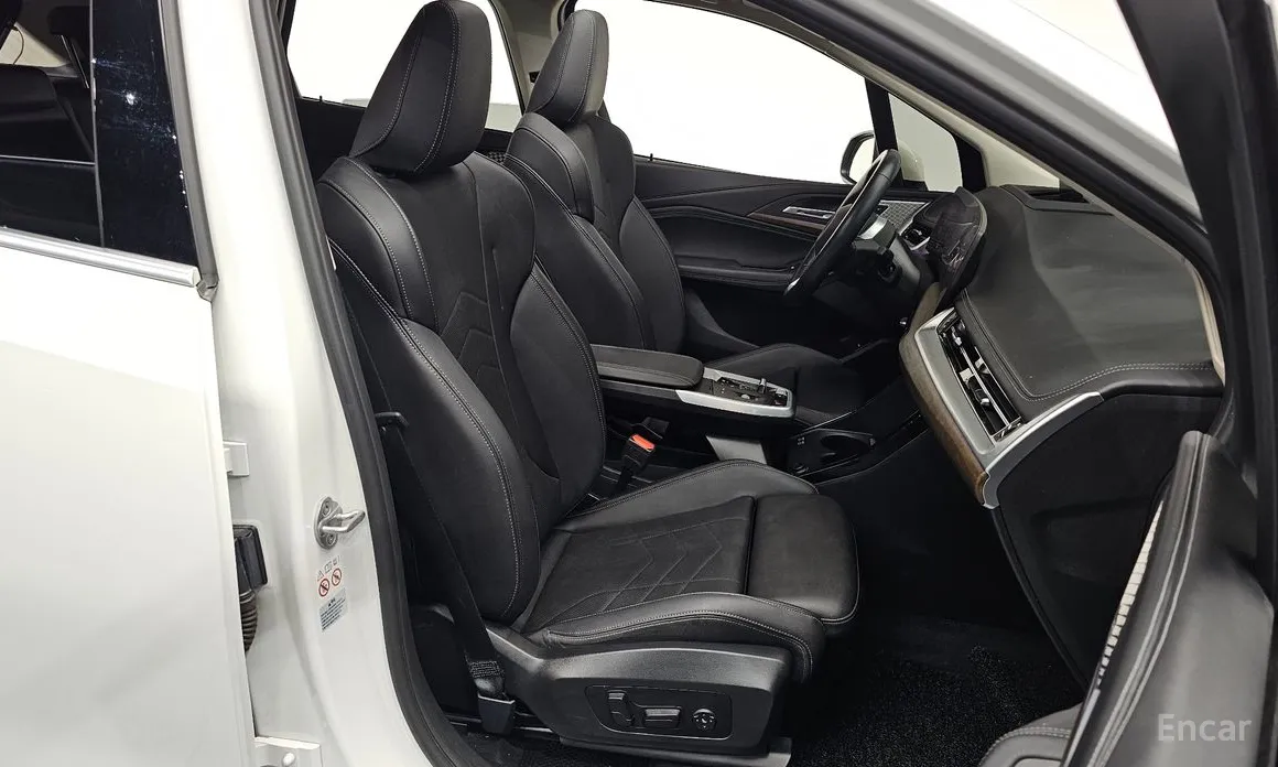 BMW 2 Series 2022 220i Luxury