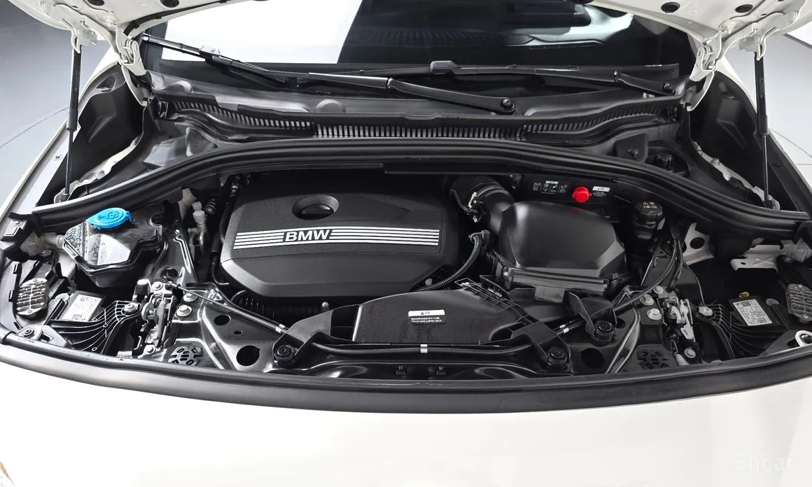 BMW 2 Series 2022 220i Luxury