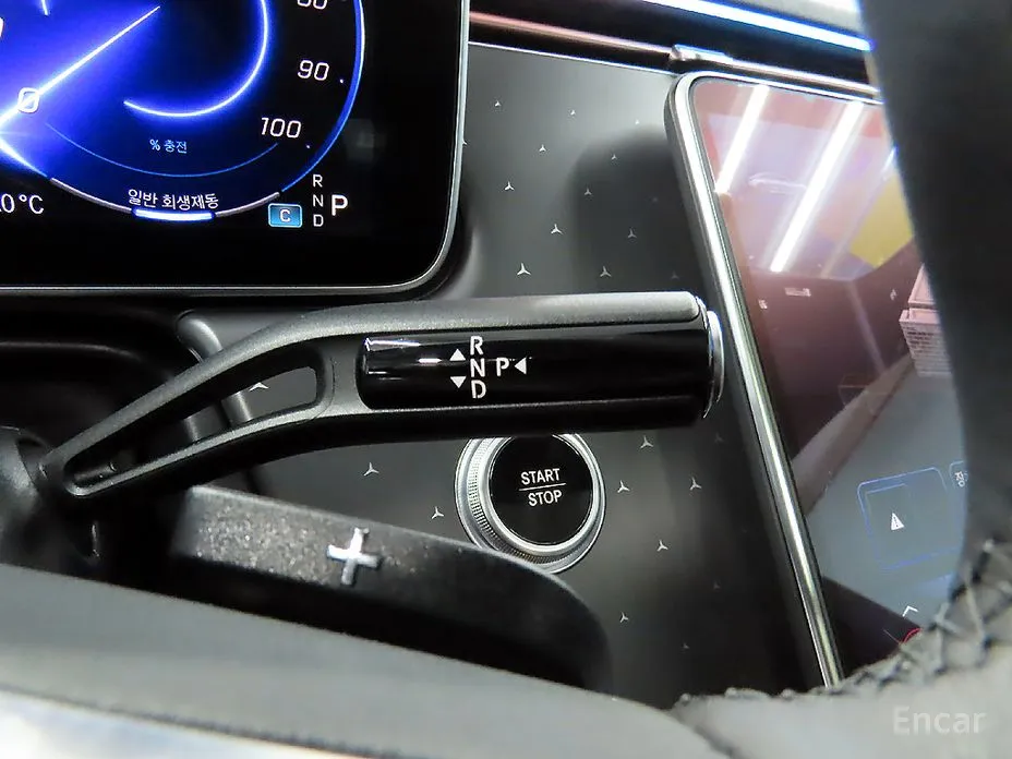 Mercedes-Benz EQE 2022 EQE350+