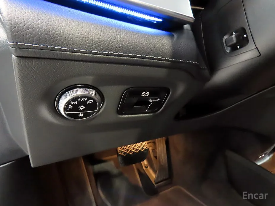 Mercedes-Benz EQE 2022 EQE350+