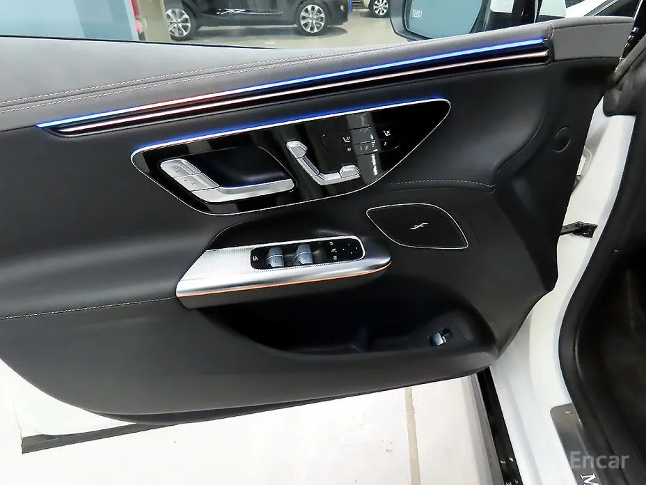 Mercedes-Benz EQE 2022 EQE350+