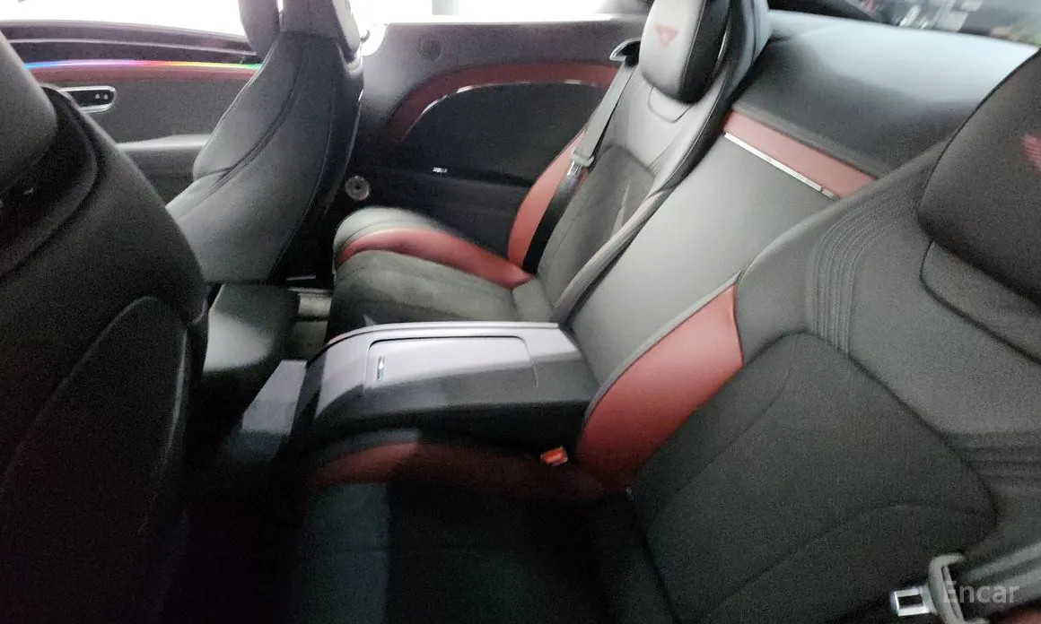 Bentley Continental GT 2018 4.0 GTS