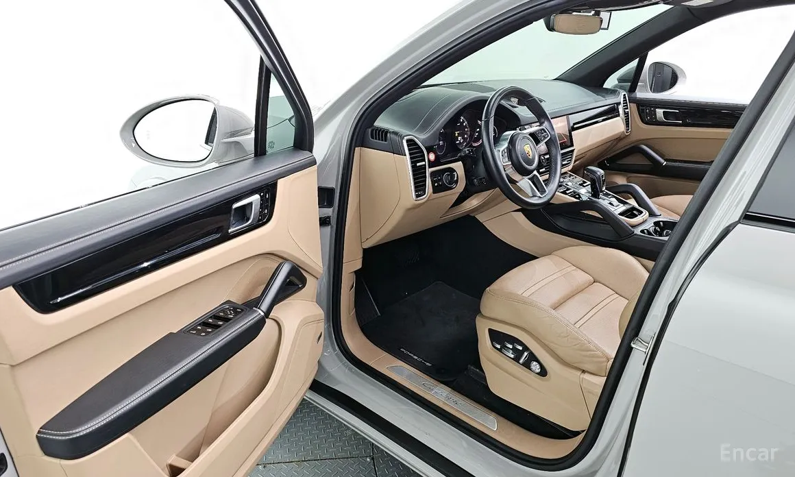 Porsche Cayenne 2019 3.0 E-Hybrid