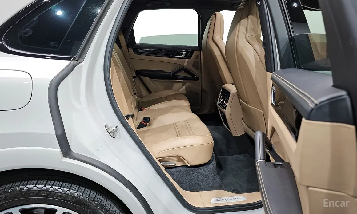 Porsche Cayenne 2019 3.0 E-Hybrid