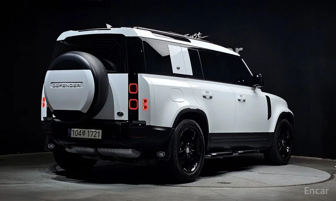 Land Rover Defender 2020 110 D300 HSE