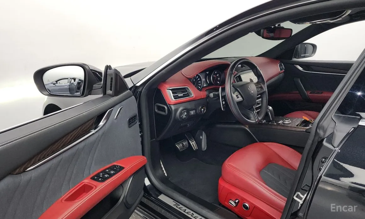 Maserati Ghibli 2013 2.0