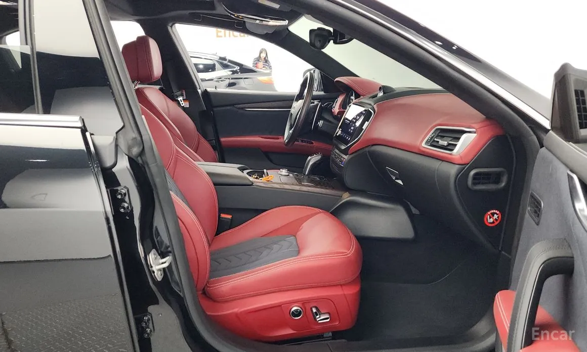 Maserati Ghibli 2013 2.0