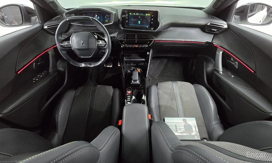 Peugeot 2008 2020 EV GT