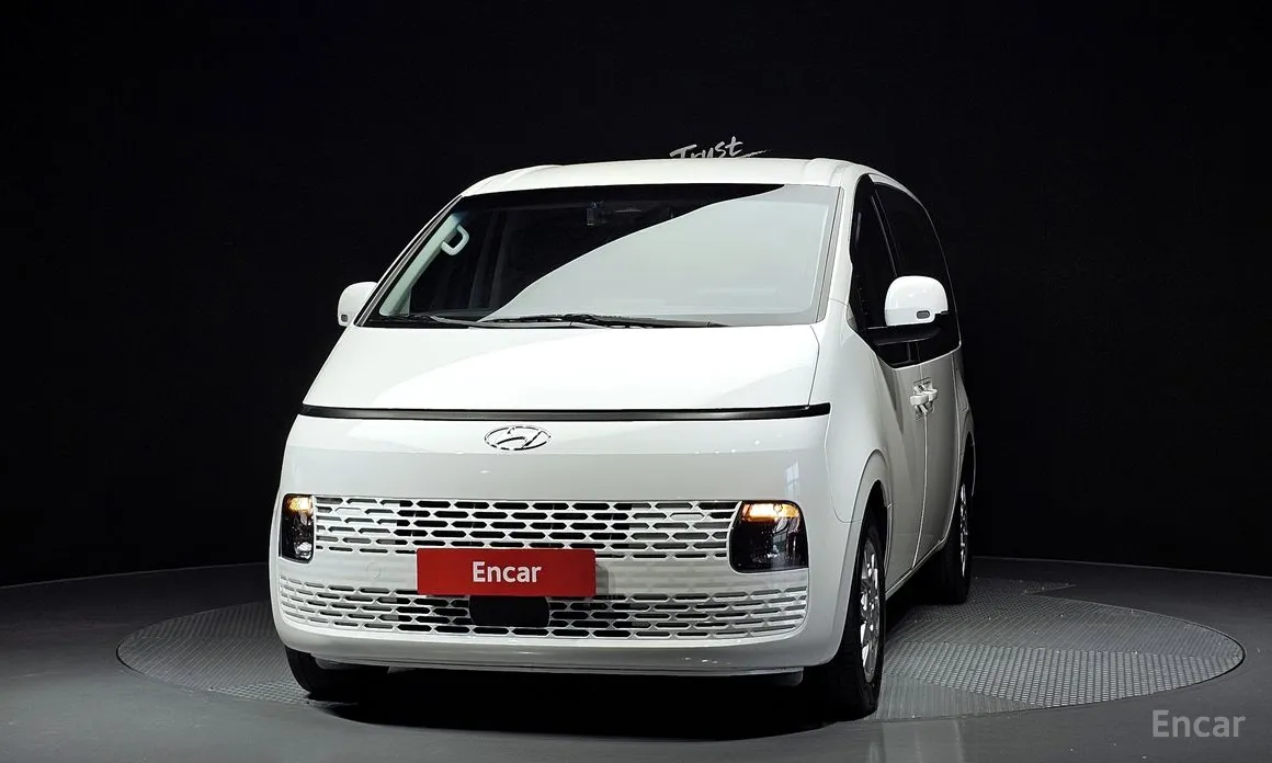 2021 Hyundai Staria