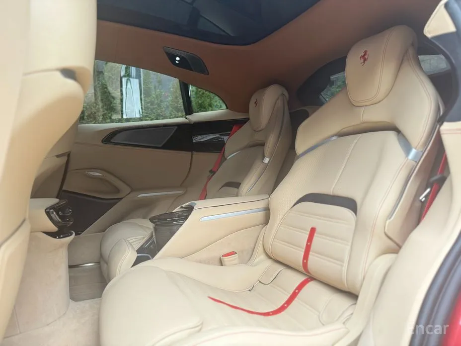 Ferrari Purosangue 2022 6.5 V12