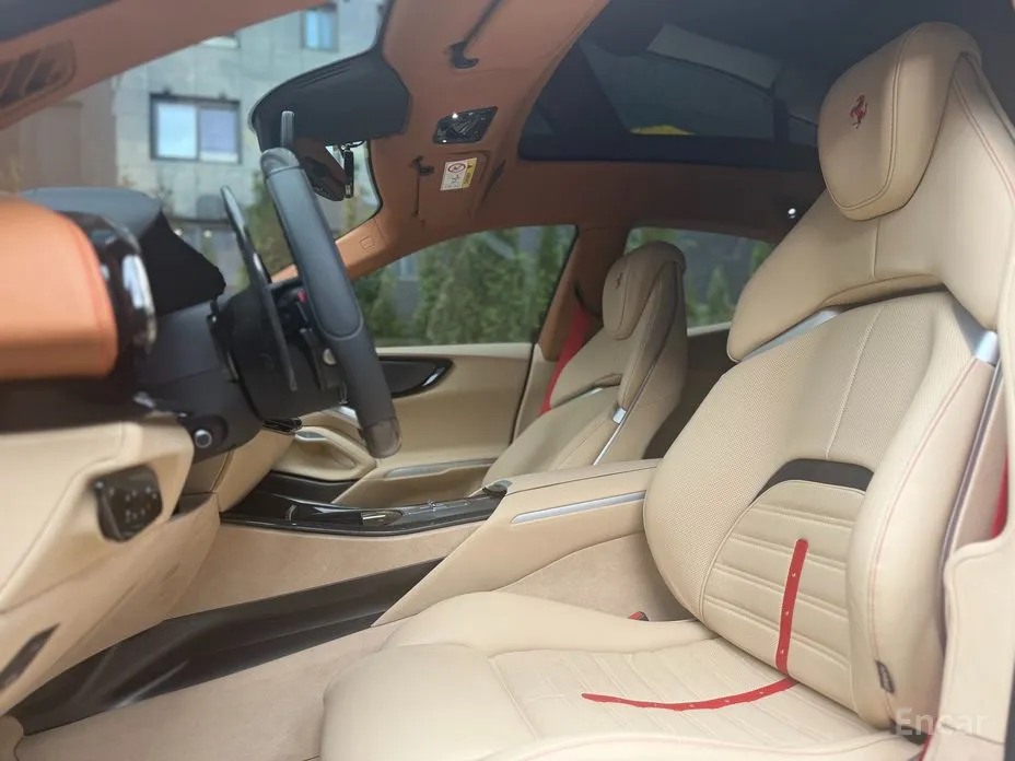 Ferrari Purosangue 2022 6.5 V12