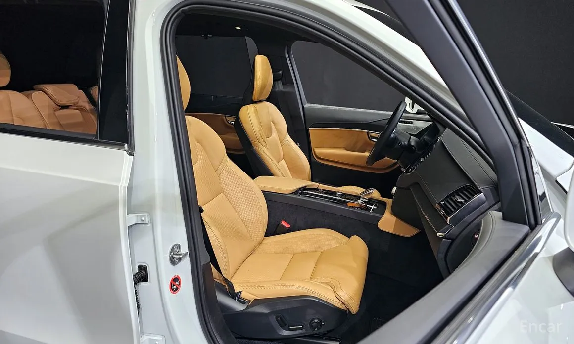 Volvo XC90 2016 B6 Ultra Bright