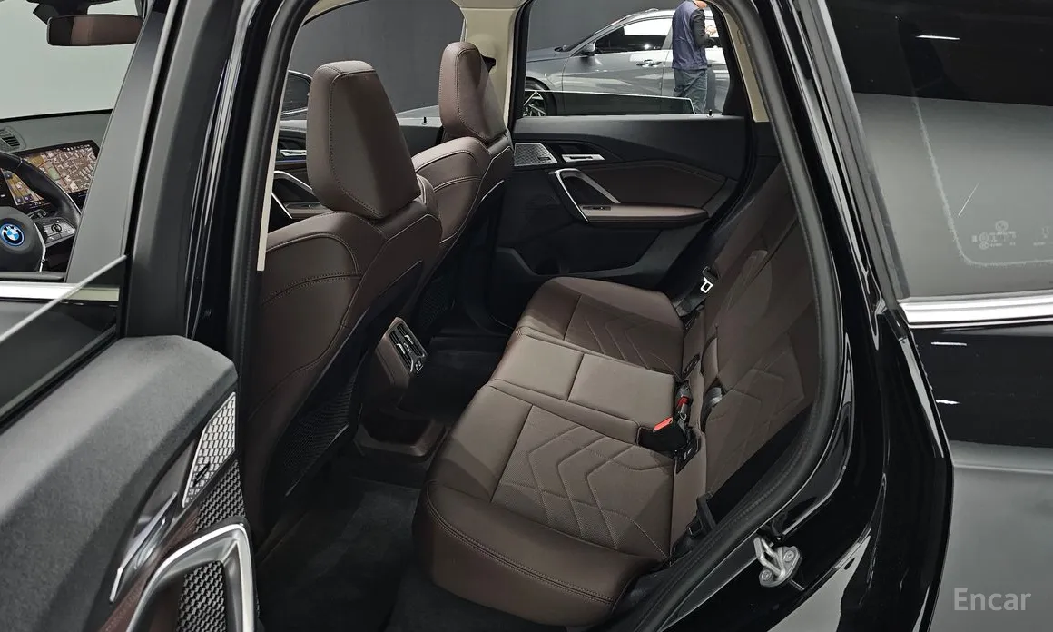 BMW iX1 2023 xDrive 30 xLine