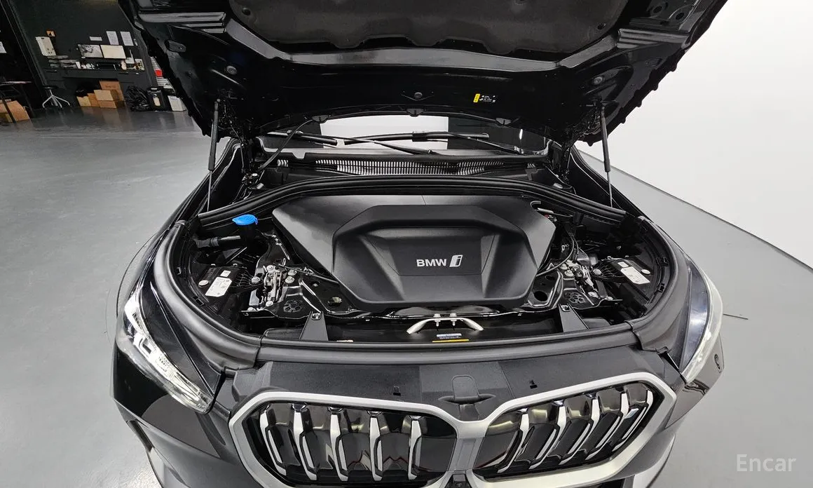 BMW iX1 2023 xDrive 30 xLine