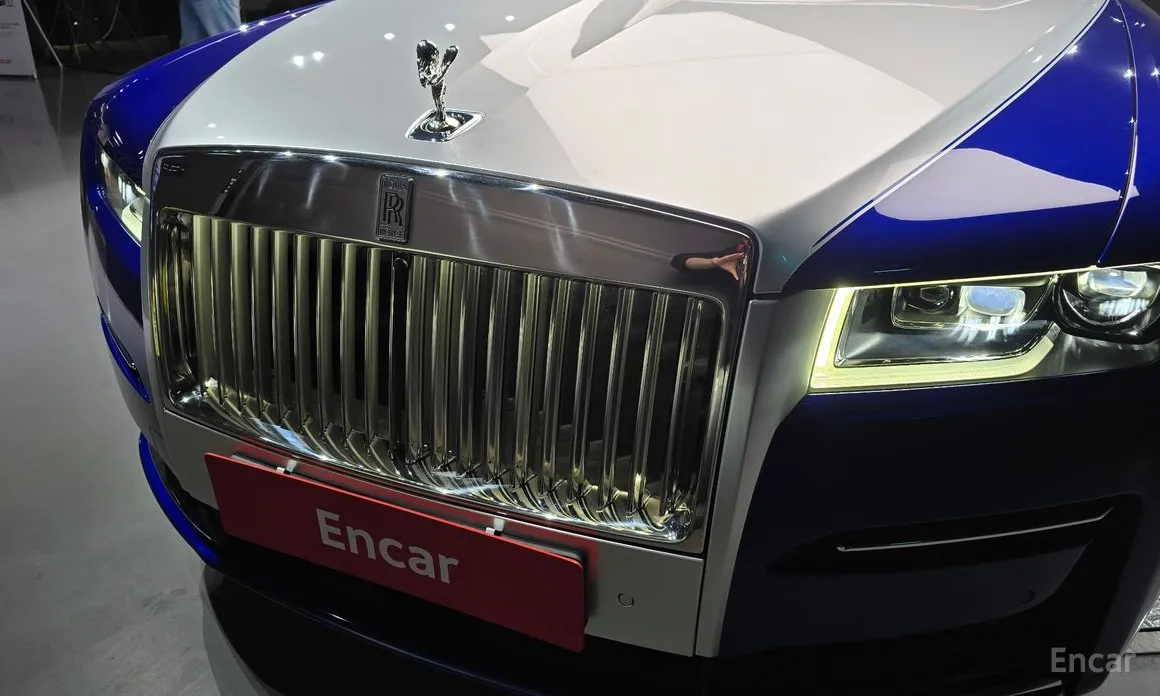 Rolls-Royce Ghost 2020 6.7 V12