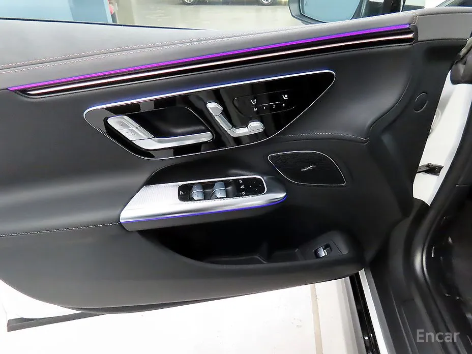 Mercedes-Benz EQE 2022 EQE350+