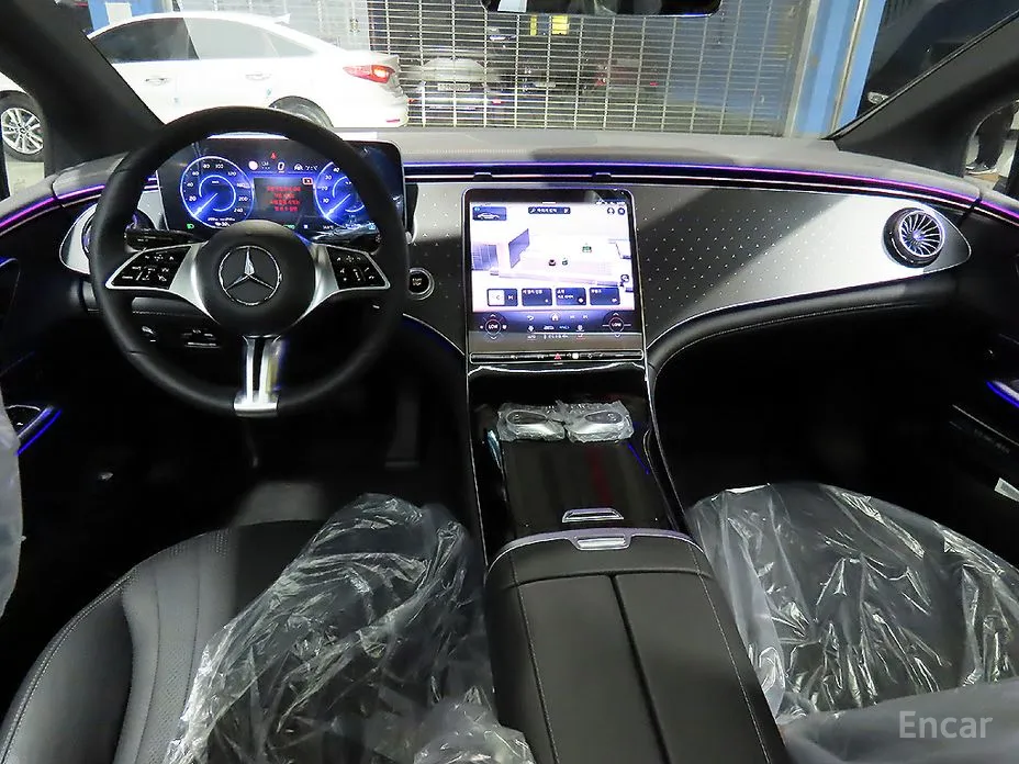 Mercedes-Benz EQE 2022 EQE350+