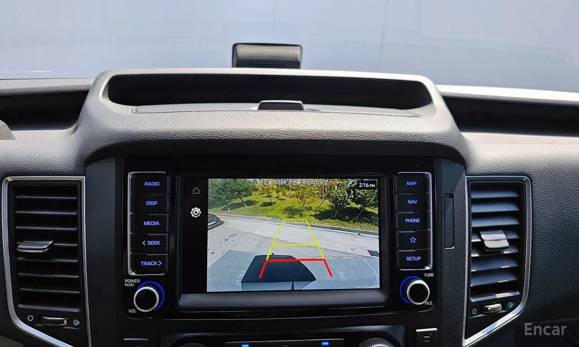 Hyundai Solati 2015 15-seater