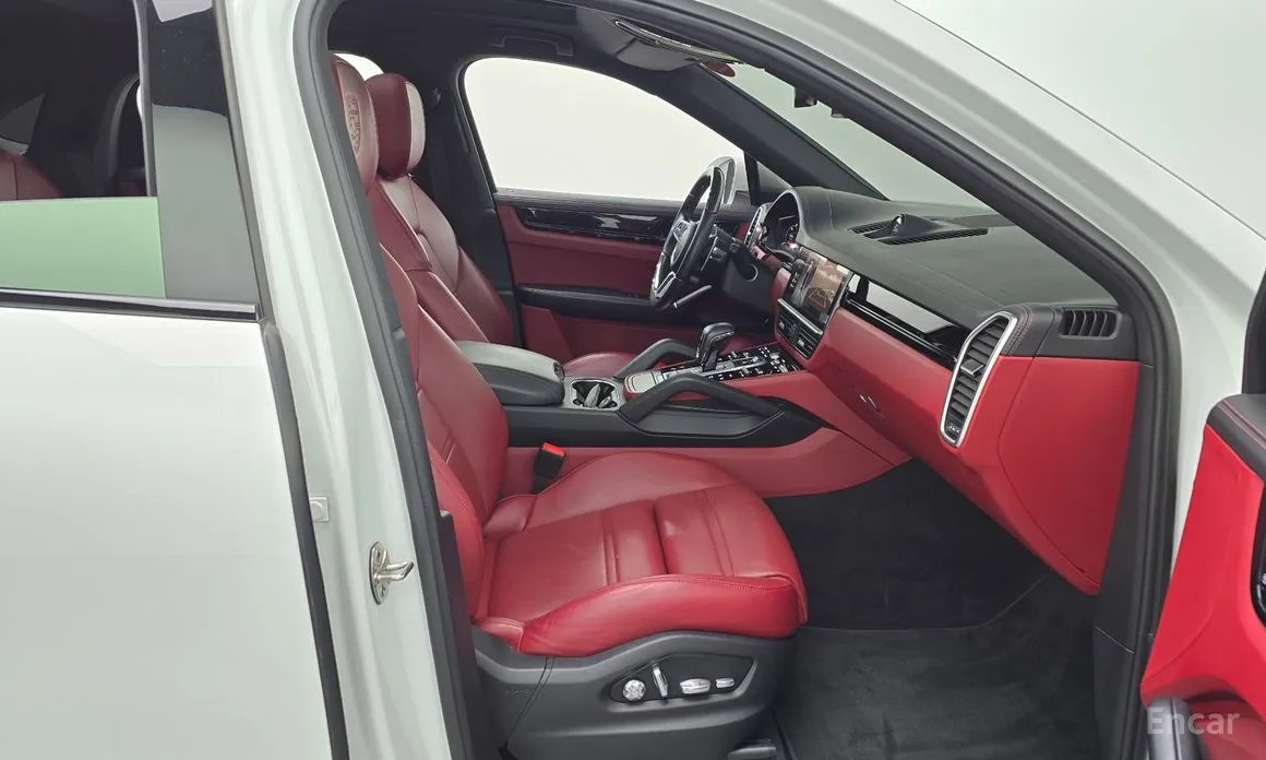 Porsche Cayenne 2019 3.0 E-Hybrid Coupe