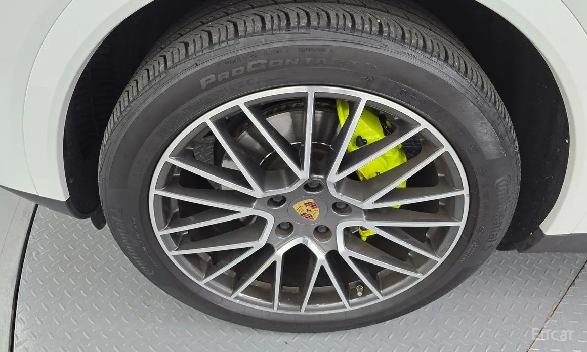 Porsche Cayenne 2019 3.0 E-Hybrid Coupe