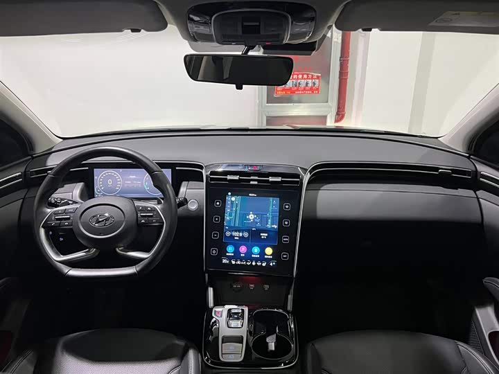 Hyundai Tucson L 2023 2023款 途胜L 1.5T 自动两驱LUX尊贵版
