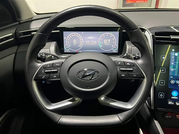Hyundai Tucson L 2023 2023款 途胜L 1.5T 自动两驱LUX尊贵版