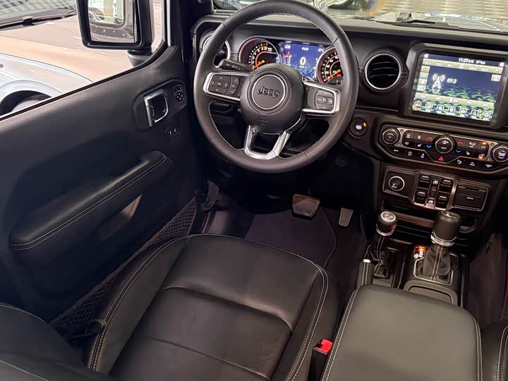 Jeep Gladiator 2023 2023款 3.6L Overland