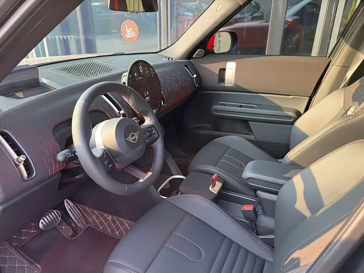 2024 Mini Countryman JCW