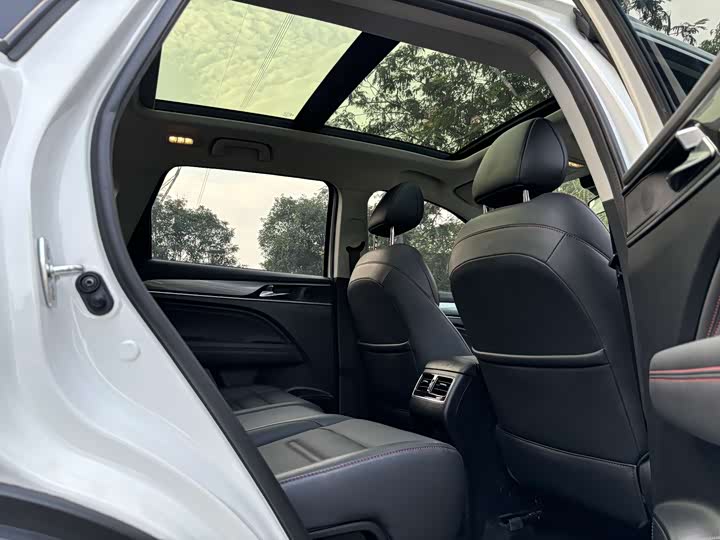 GAC Trumpchi GS4 Plus 2022 2022款 390T 自动星云版