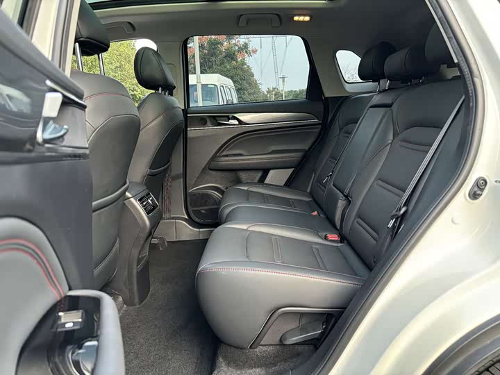 GAC Trumpchi GS4 Plus 2022 2022款 390T 自动星云版