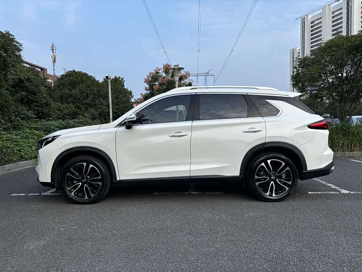 GAC Trumpchi GS4 Plus 2022 2022款 390T 自动星云版