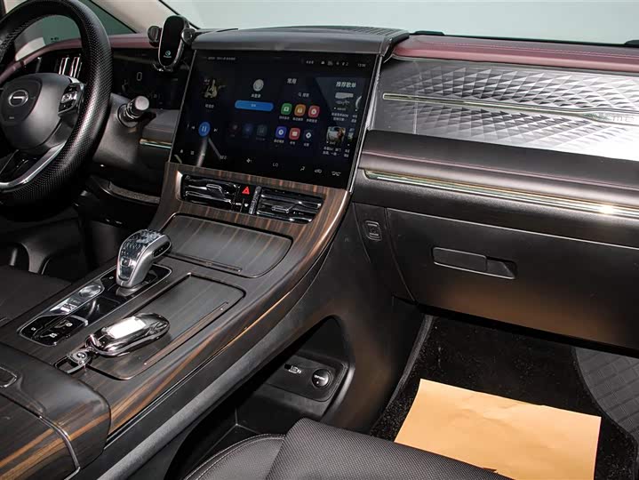 GAC Trumpchi M8 2024 2024款 大师系列 400T 至尊版