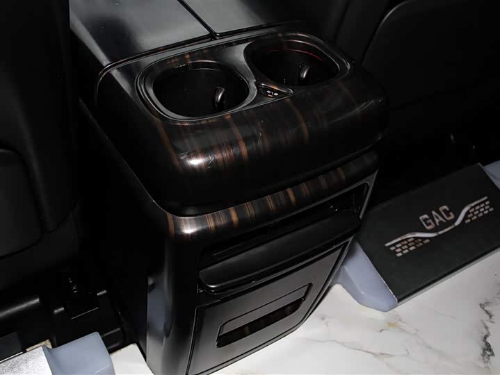 GAC Trumpchi M8 2024 2024款 大师系列 400T 至尊版