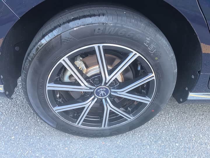 BYD Song Max Hybrid 2022 2022款 DM-i 105KM 行政版