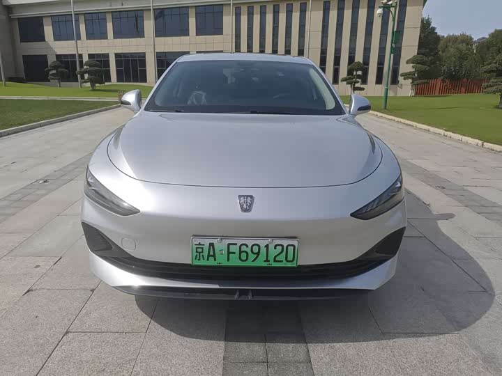 Roewe D7 2025 2025款 DMH 125km 世界冠军版