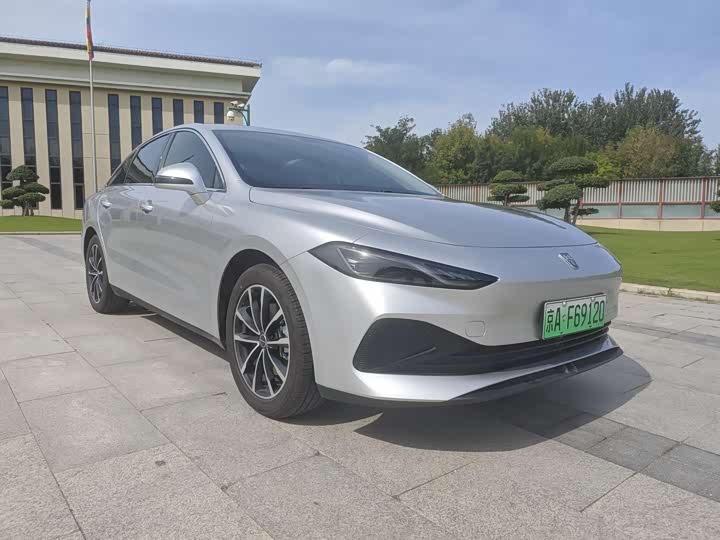 Roewe D7 2025 2025款 DMH 125km 世界冠军版