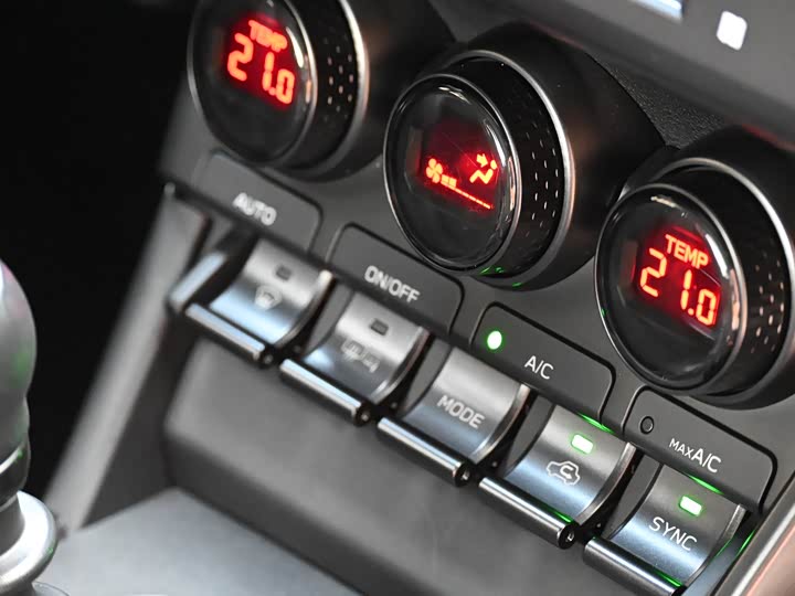 Toyota GR86 2023 2023款 GR 86 2.4L 手动十周年纪念版