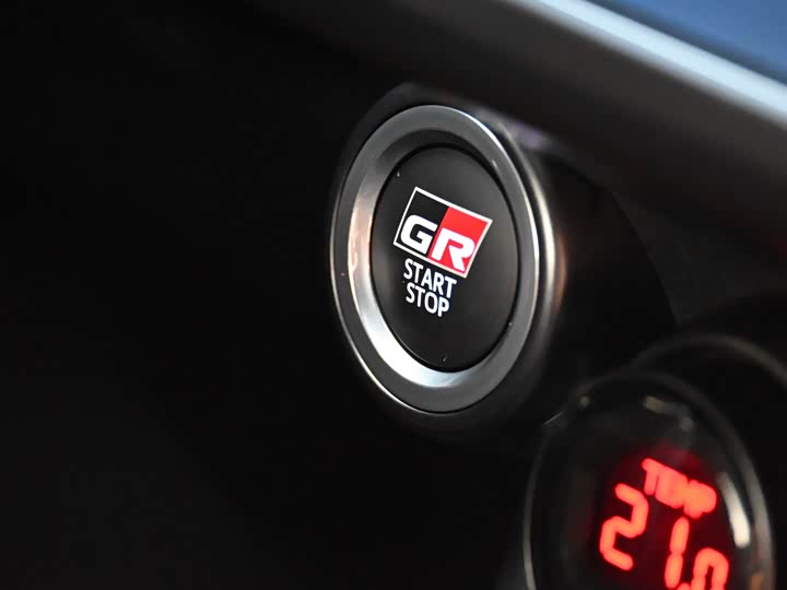 Toyota GR86 2023 2023款 GR 86 2.4L 手动十周年纪念版