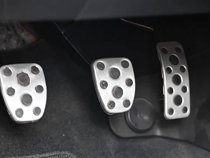 Toyota GR86 2023 2023款 GR 86 2.4L 手动十周年纪念版