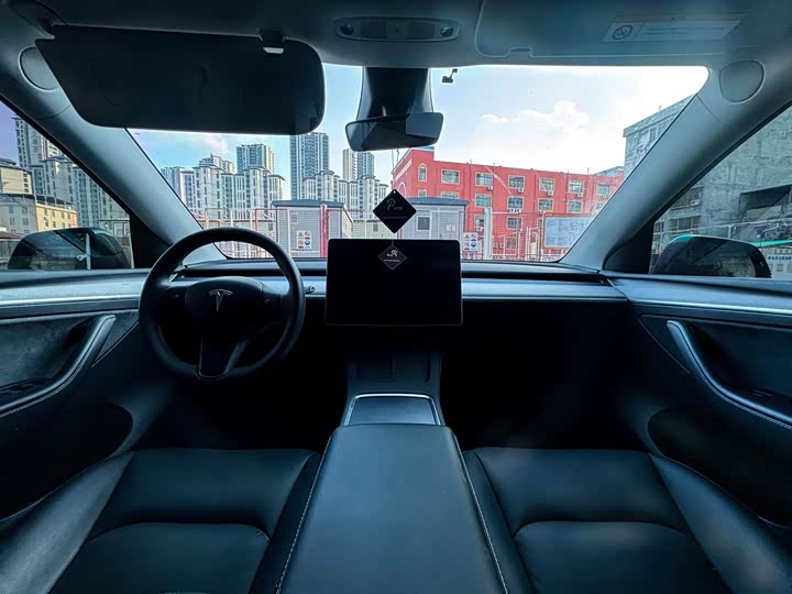 Tesla Model Y 2024 2024款 后轮驱动版