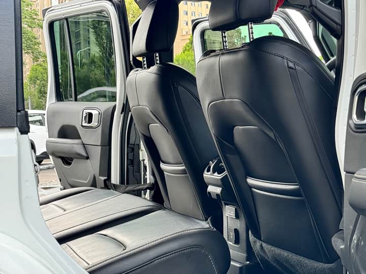 Jeep Wrangler Hybrid 2021 2021款 四门 2.0T 4xe 撒哈拉