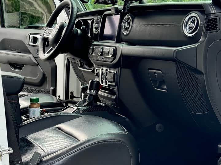 Jeep Wrangler Hybrid 2021 2021款 四门 2.0T 4xe 撒哈拉