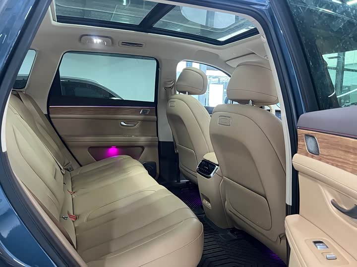 Aito M7 2024 2024款 1.5T 智驾四驱Ultra版 5座