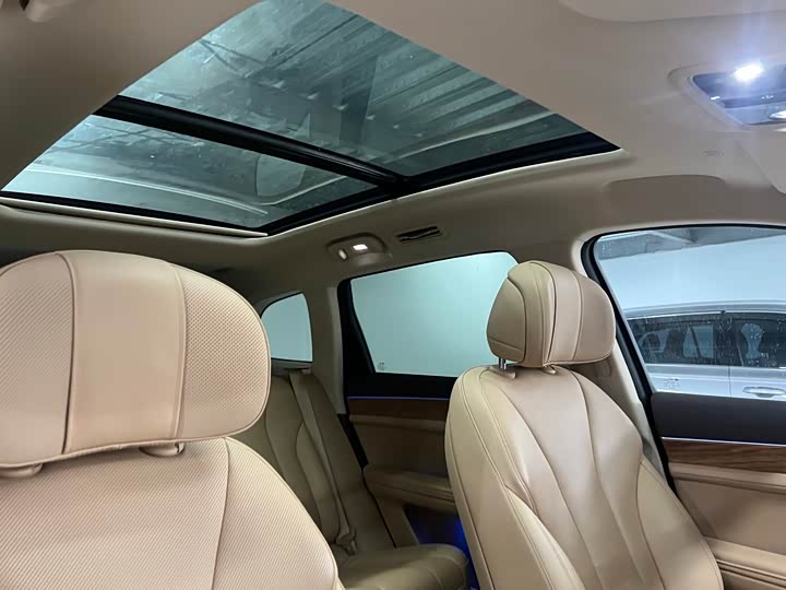 Aito M7 2024 2024款 1.5T 智驾四驱Ultra版 5座