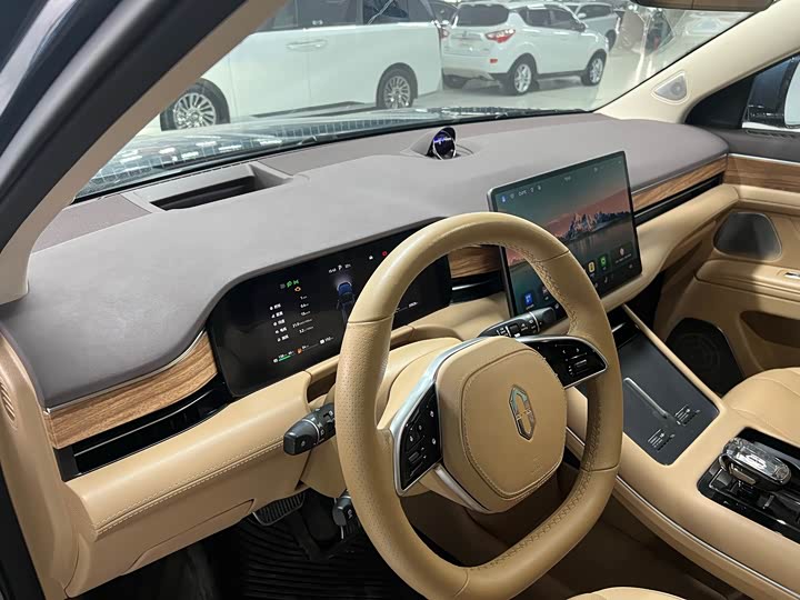 Aito M7 2024 2024款 1.5T 智驾四驱Ultra版 5座