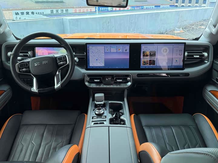 BAIC Beijing BJ40 2024 2024款 2.0T 全新城市猎人版 至尊型