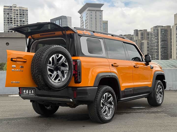 BAIC Beijing BJ40 2024 2024款 2.0T 全新城市猎人版 至尊型