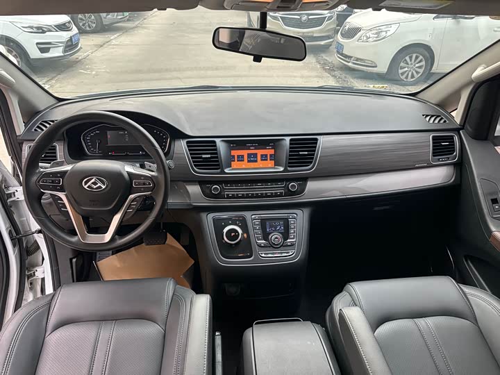 Maxus G10 2022 2022款 2.0T 自动智享版 汽油 7座